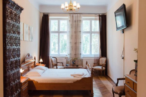 Pretty and Warm Apartment with Excellent Location